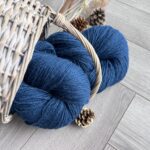 Sheep wool yarn 1 kg – DARK BLUE, WoolLando
