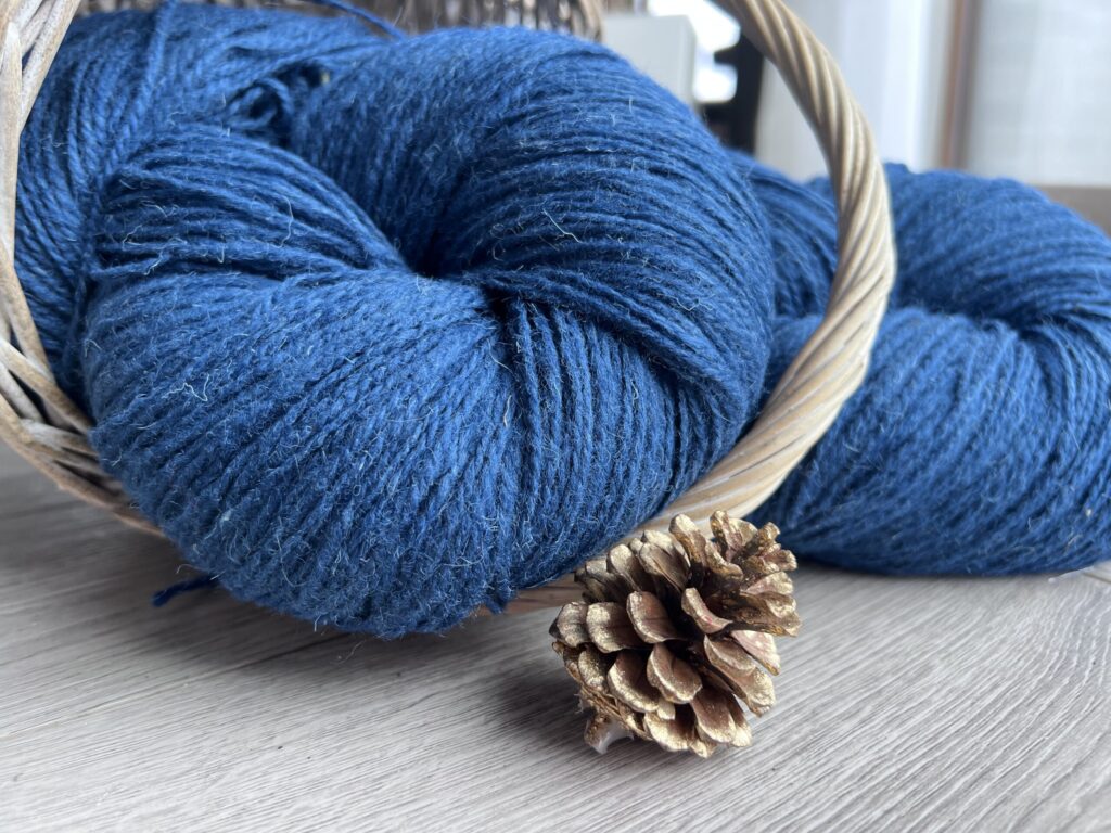 Sheep wool yarn 1 kg – BLUE, WoolLando