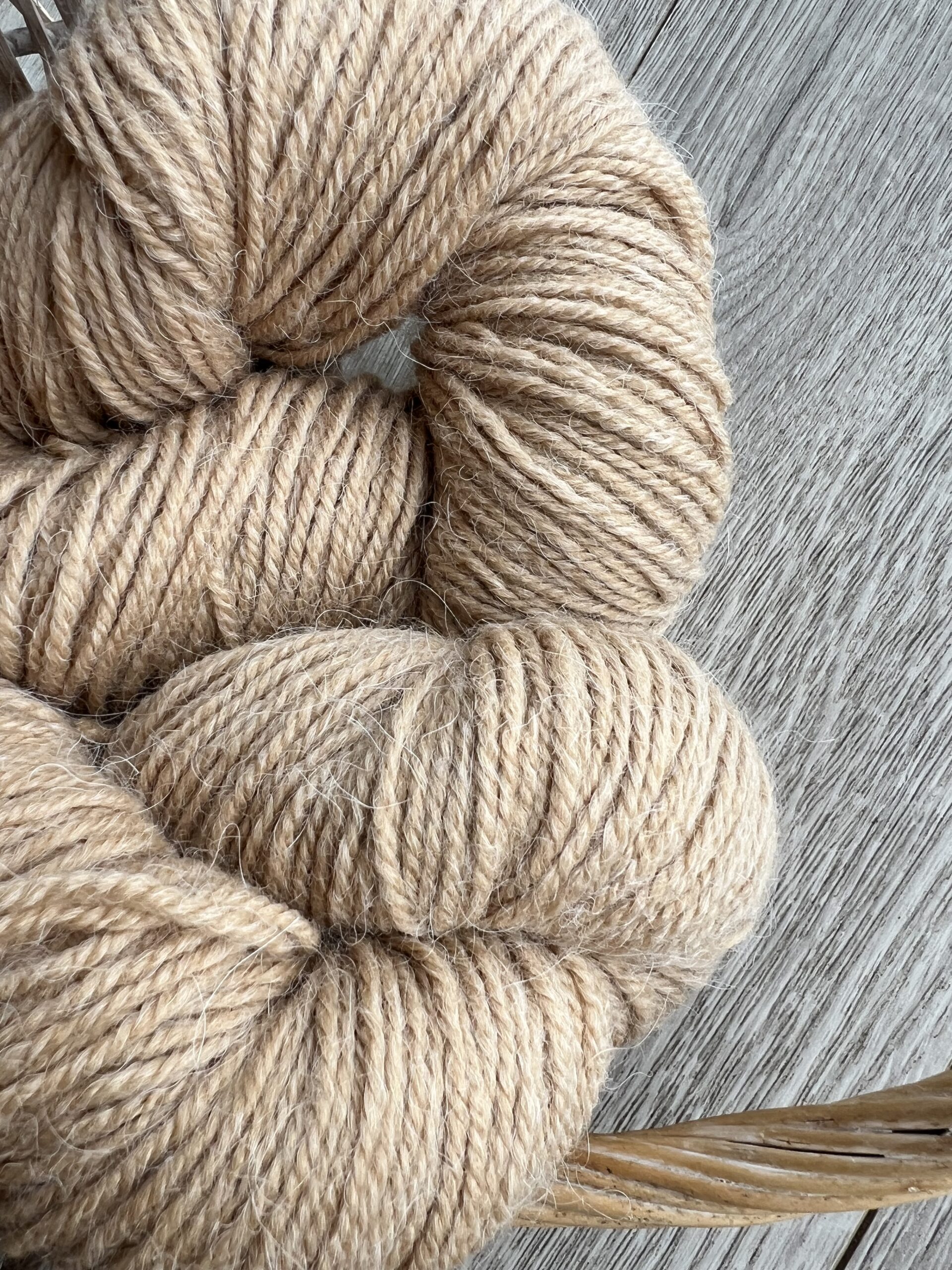 Alpaca wool yarn 100 g – SAND, WoolLando