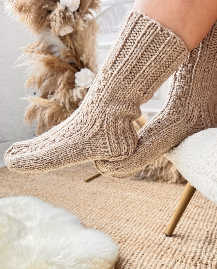 Handmade sheep–dog wool cream socks, WoolLando