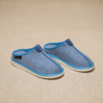 Blue slip-on felt slippers RUGIAGĖLĖ, WoolLando